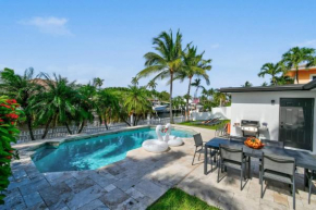 Private Waterfront Villa with Private Pool